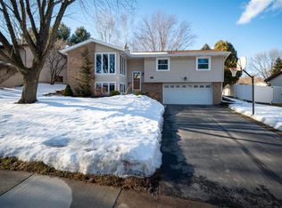 7106 Lindfield Rd, Madison, WI 53719