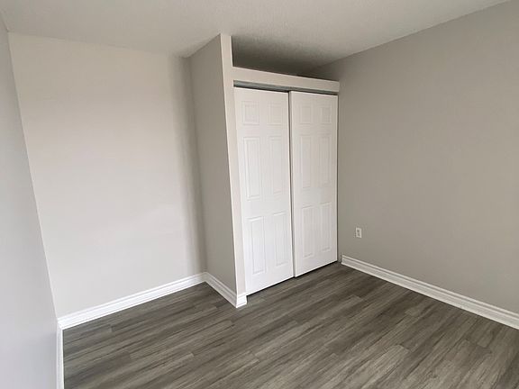 5th image of 24 Dundas St #105
