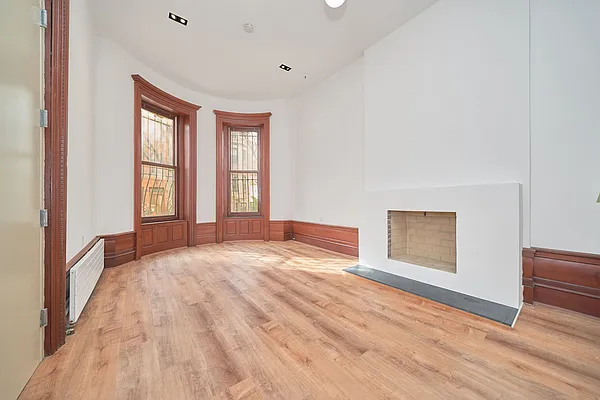 Rented by Corcoran | media 28