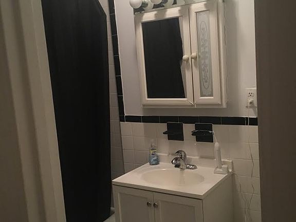 2nd image of 421 E 77th St APT 3C