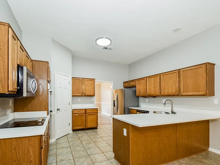 4480 Glenchase Dr — Photo 6