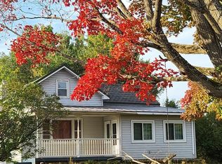 1394 Hackmatack Rd, Cheboygan, MI 49721