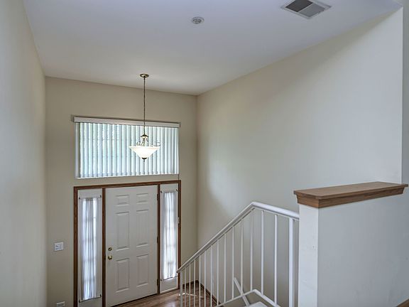 3rd image of 1632 Columbia Cir Unit 3