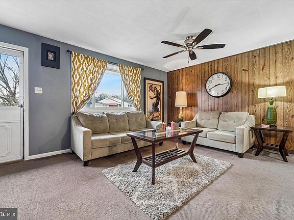 2nd image of 16 Betty Ln