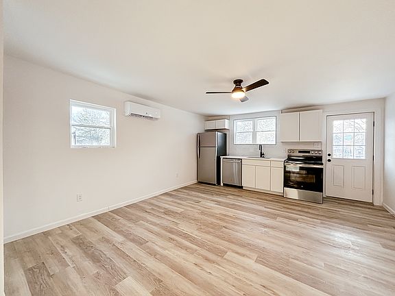 5th image of 3507 Latonia Ave Unit 1