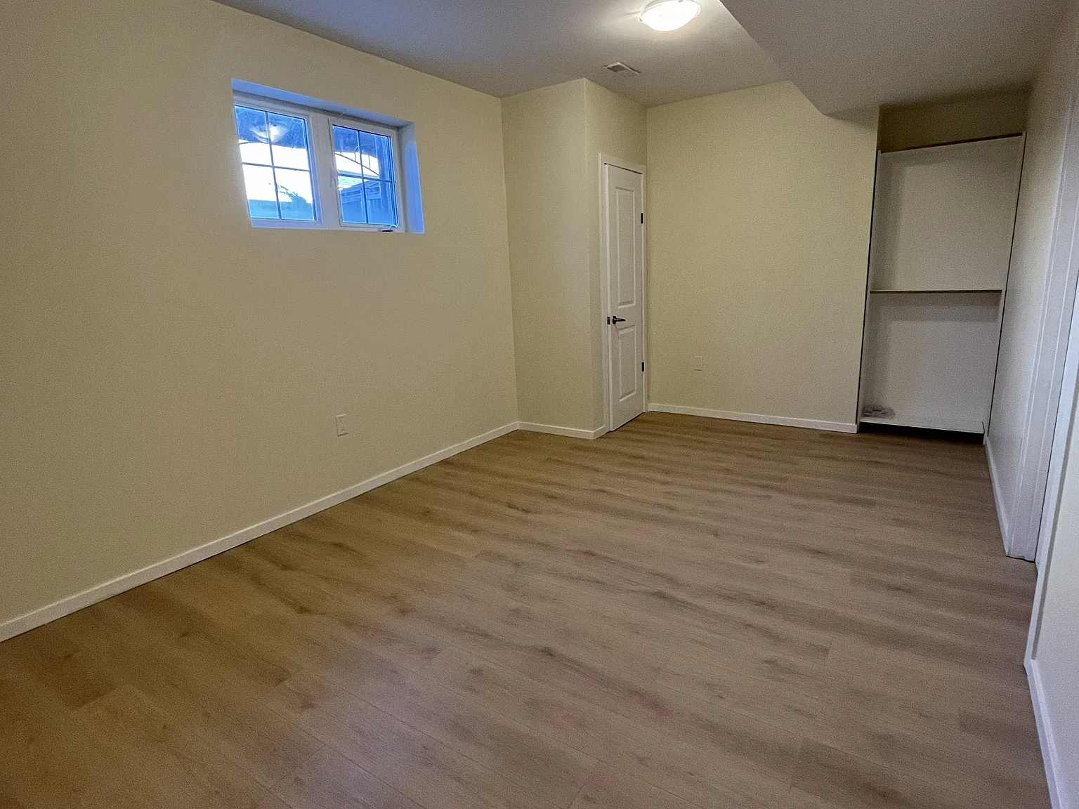2 bed, $2,350 — Photo 4