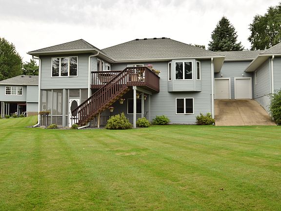 2nd image of 965 138th Ln NE