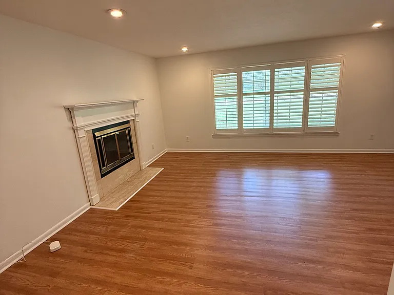 3206 Del Rio Ter — Photo 10