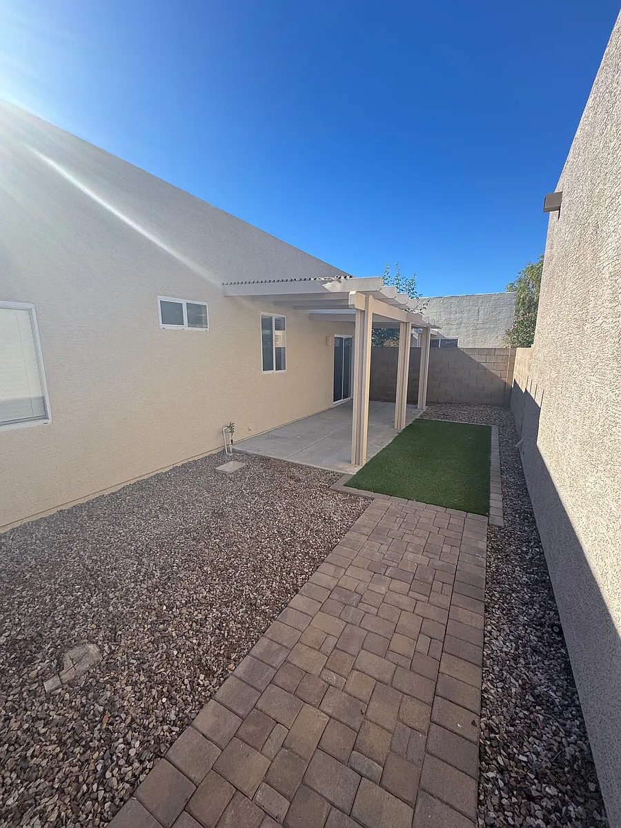 Photo 2 of 19 - 2300 E Magma Rd #91 - San Tan Valley, AZ Building Photo - 2300 E Magma Rd #91