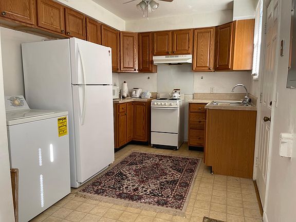 3rd image of 2308 Arkansas Ave
