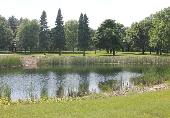 4th image of 680 Illinois Ave