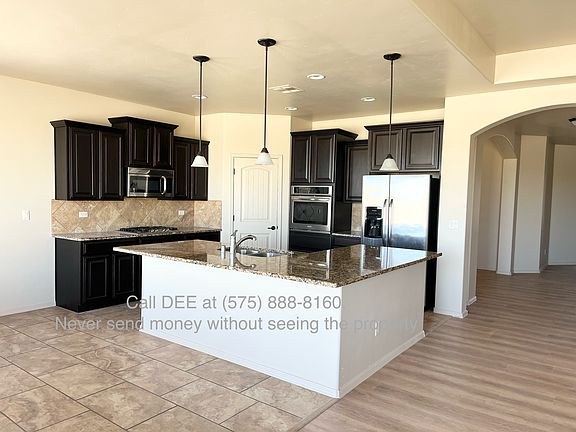 3rd image of 2630 Tuscan Hills Ln