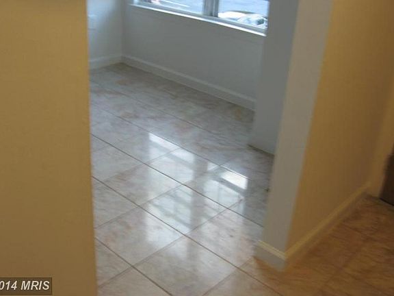 5th image of 150 Firethorn Ct Unit 13-5