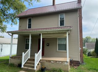 141 S Mount Vernon Ave, Loudonville, OH 44842