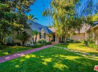 12521 Sarah St, Studio City, CA 91604
