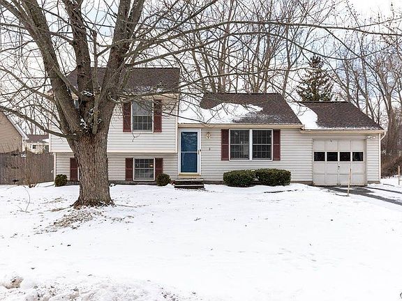 2nd image of 8 Tigerwood Dr