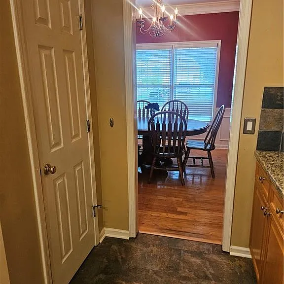 2545 Cobble Creek Ln — Photo 24