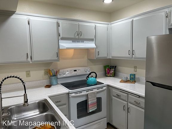 3rd image of 421 Waldo Ave APT 108