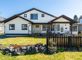5132 214th St, Langley, BC V3A 5B7