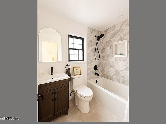 3rd image of 299 Greencroft Ave