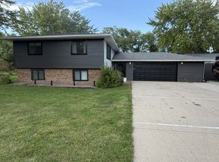 1304 60th Ave N, Moorhead, MN 56560