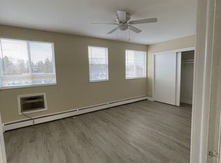 4-404 S Lewis Ave #2-3, Waukegan, IL 60087