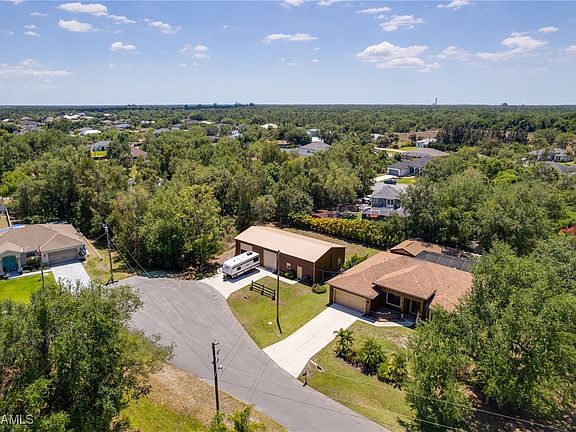 5th image of 6120 Barkwood Ct