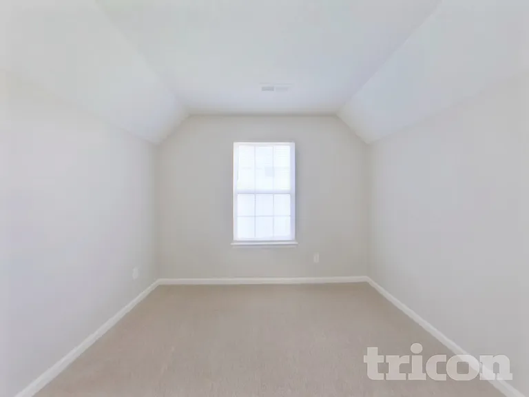 10527 Madison Park Dr — Photo 14