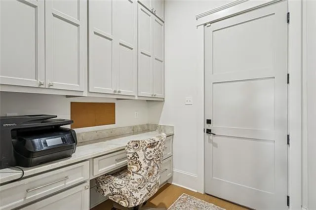 141 Bay Tree Manor Dr — Photo 25