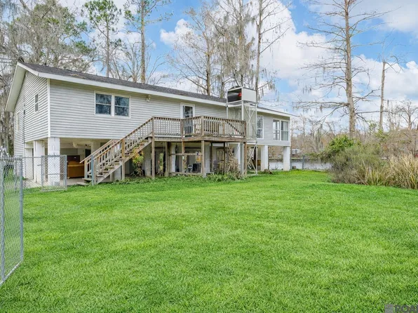 18739 River Bend Rd, Maurepas, LA 70449