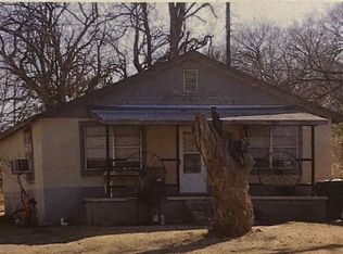 208 S Broadway St, Tishomingo, OK 73460