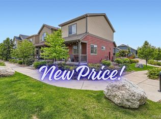 1199 Hummingbird Cir, Longmont, CO 80501