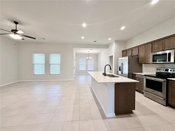 3rd image of 42468 N Falcon Dr