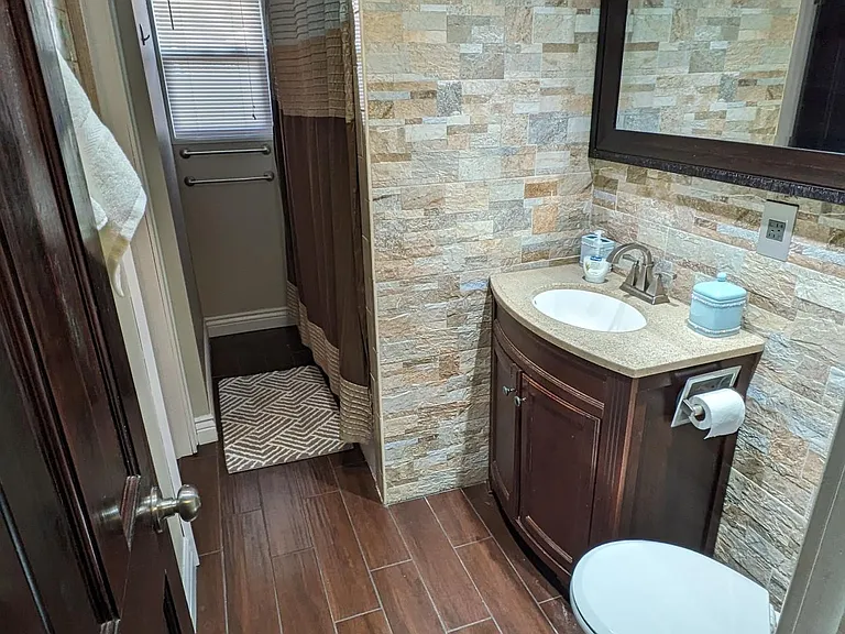 3696 Eisenhower Rd — Photo 33