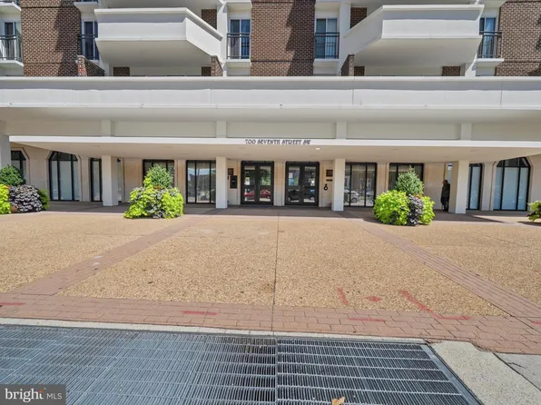 700 7th St SW APT 430, Washington, DC 20024