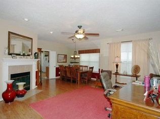 203 Cedar Branch Dr, League City, TX 77573