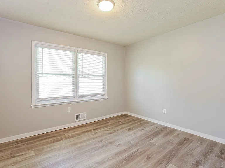 4839 W Lake Way — Photo 11