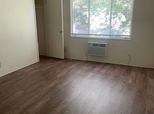 1412 22nd St APT 8, Sacramento, CA 95816