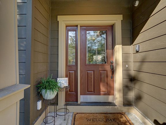 3rd image of 12928 81st Avenue Ct E
