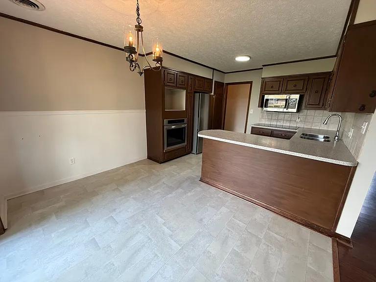 122 N Fairway Rd — Photo 15