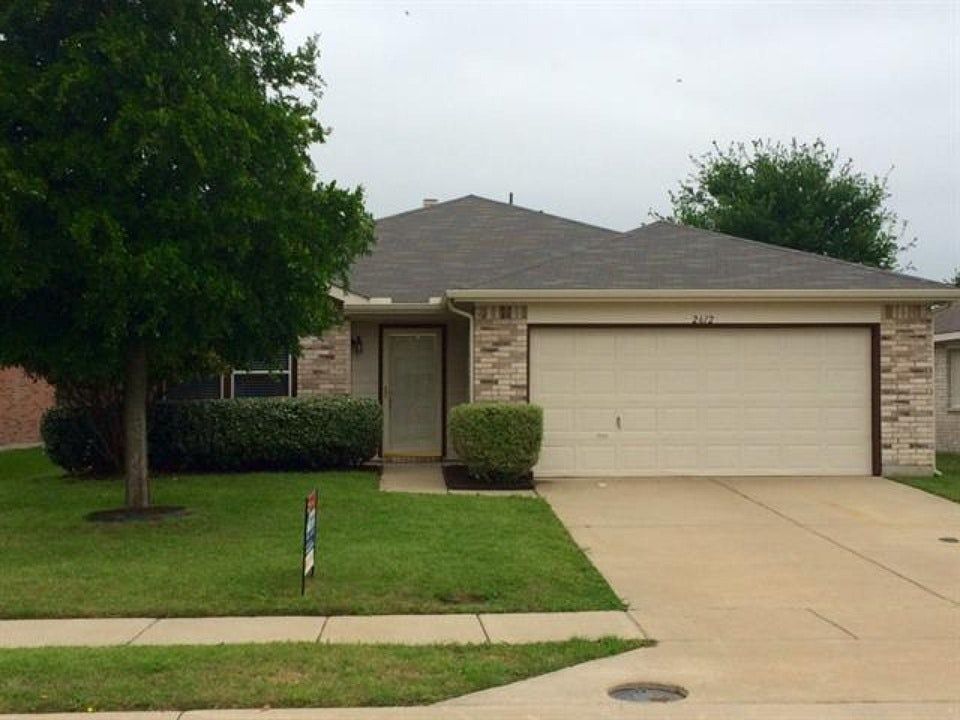 1st image of 2612 Bluffs Ct
