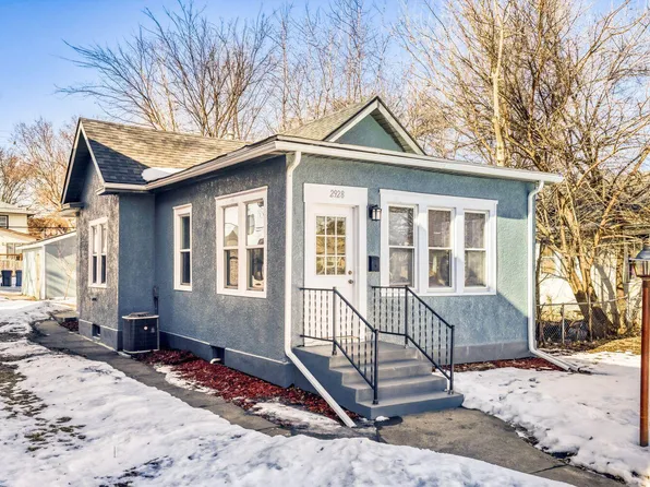 2928 34th Ave S, Minneapolis, MN 55406