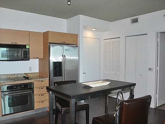 4th image of 3180 Coral Way APT 1004