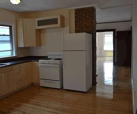 126 Auburn St #1 — Photo 7