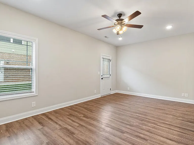 349 Fallow Cir — Photo 8