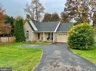 125 Gemstone Dr, Martinsburg, WV 25401