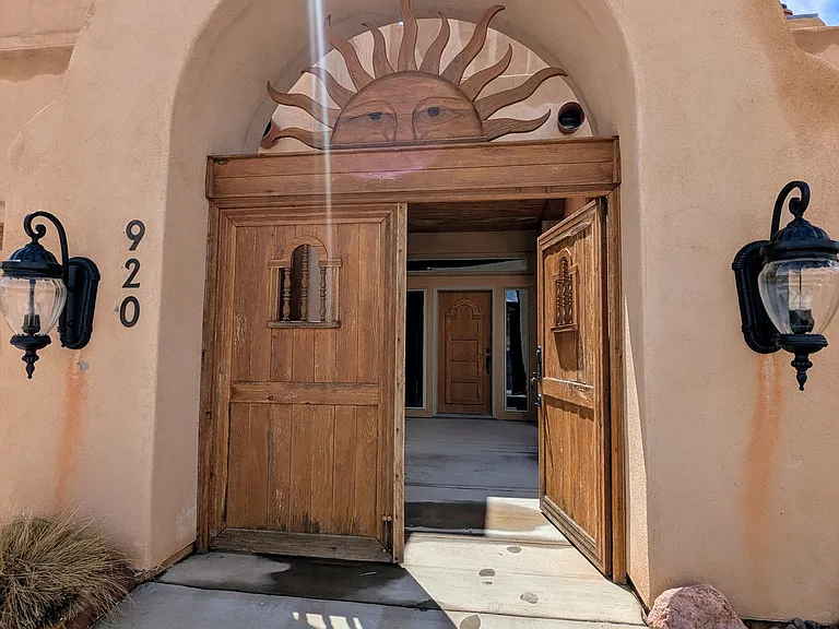 920 Vista Del Sol Ct — Photo 2