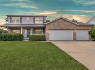 703 Ironwood Dr, Normal, IL 61761