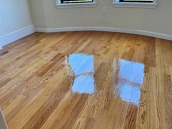 4th image of 16 Copenger St #U2