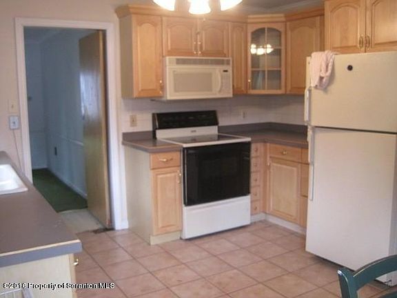 3rd image of 2144-2146 N Washington Ave